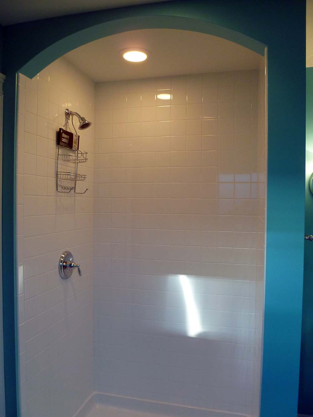 tubandshower Custom Homes by Tompkins Construction
