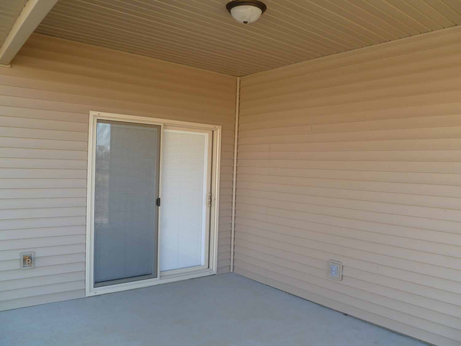Covered rear porch