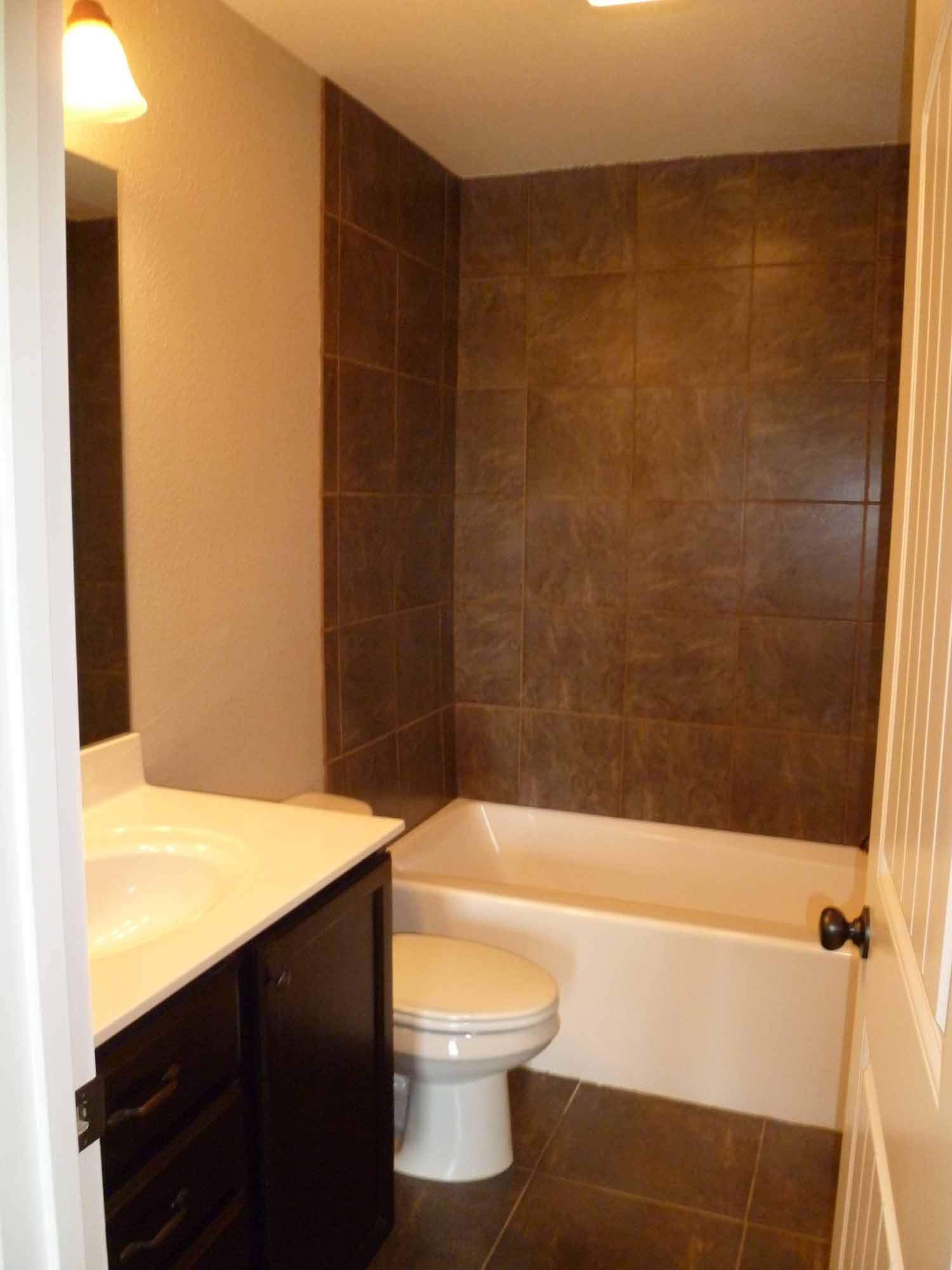 upper shared second bath