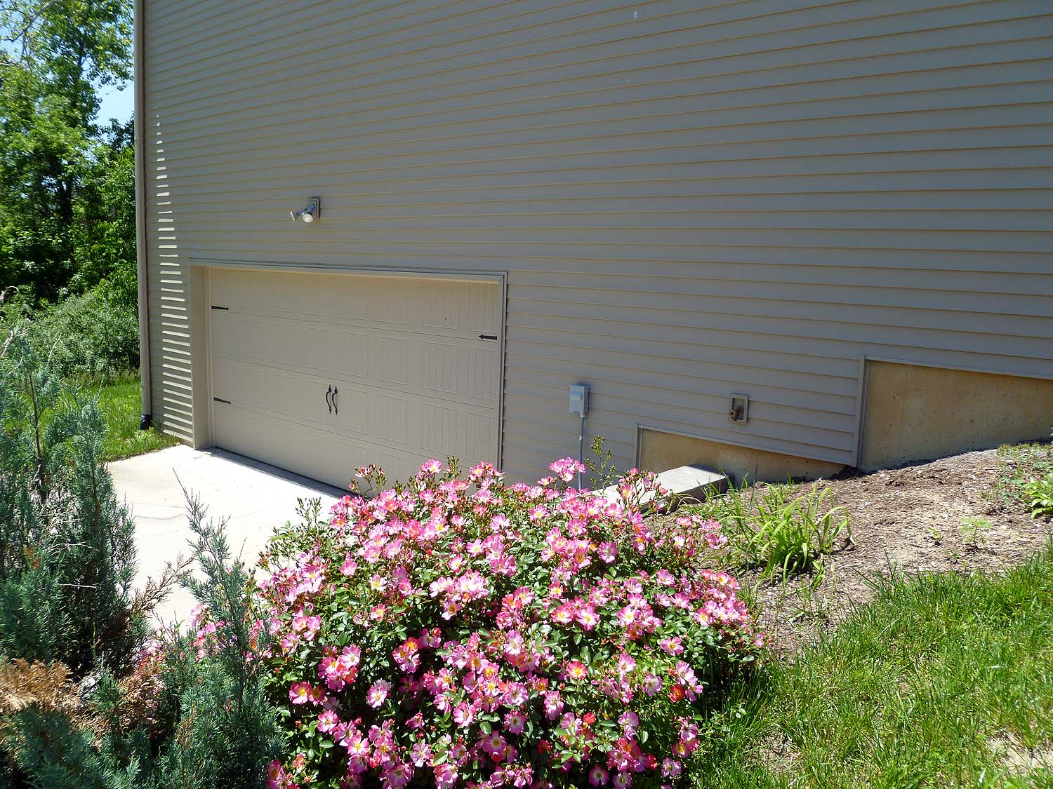 Garage at lower level