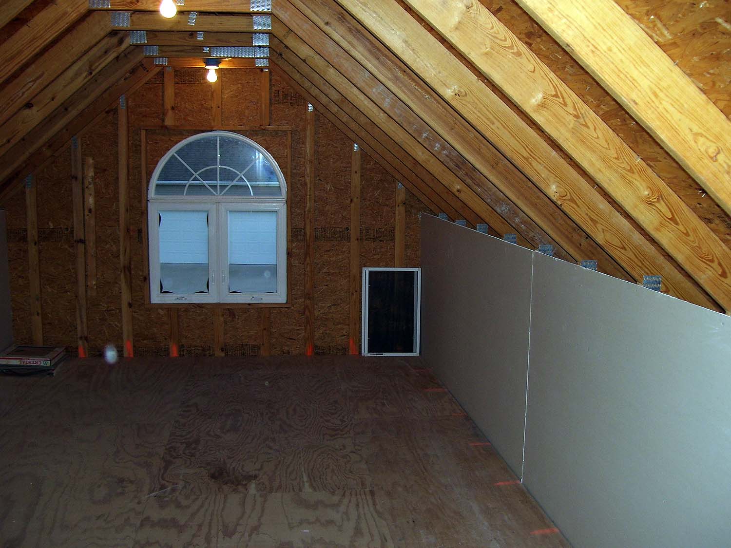 Unfinished bonus room over garage