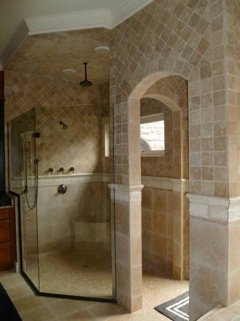 <p>Arched tile entry to shower</p>
